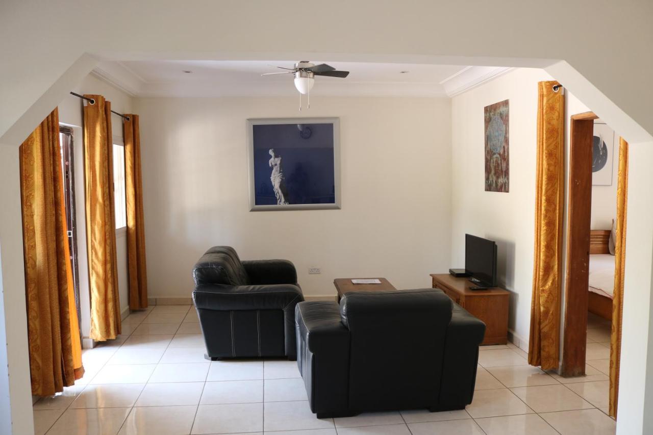 The Rink Apartment'S Sukuta Εξωτερικό φωτογραφία